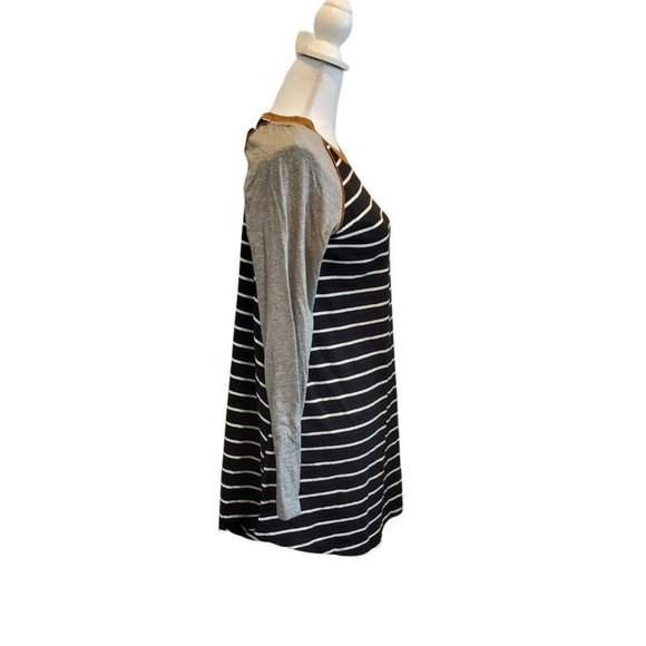 Umgee Longsleeve Tunic Top Oversized Black Gray Striped Pockets R7977 Size Small - Picture 2 of 8